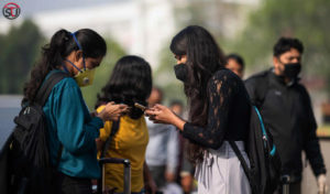 The Delhi Government To Track Mobile Phones Of Those Under Quarantine