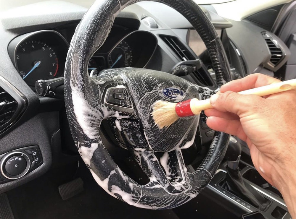 Cleaning The Steering Wheel
