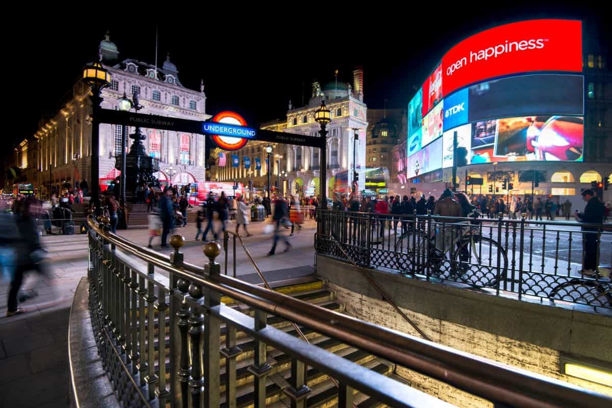 Piccadilly Circus London 