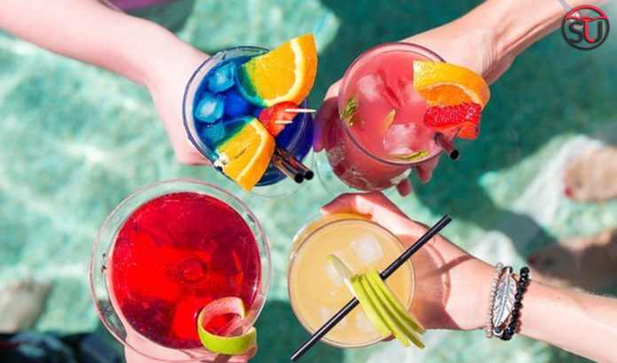 5 Frizzy Non-Alcoholic Drinks To Cool Off On The Summer Days