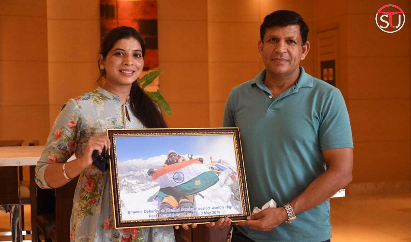 Renowned Mountaineer Bhawna Dehariya Inspired Ex. Pilot To Achieve His Dreams